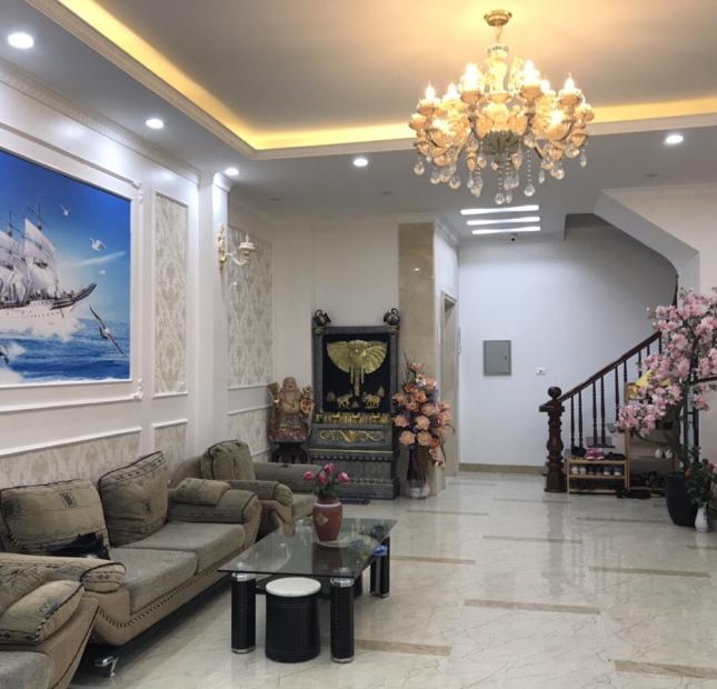 Cho thuê tầng 1,2 nhà mặt ngõ 63 Lương Yên, tổng dt 120m2 sàn, phù hợp nhiều loại hình kinh doanh