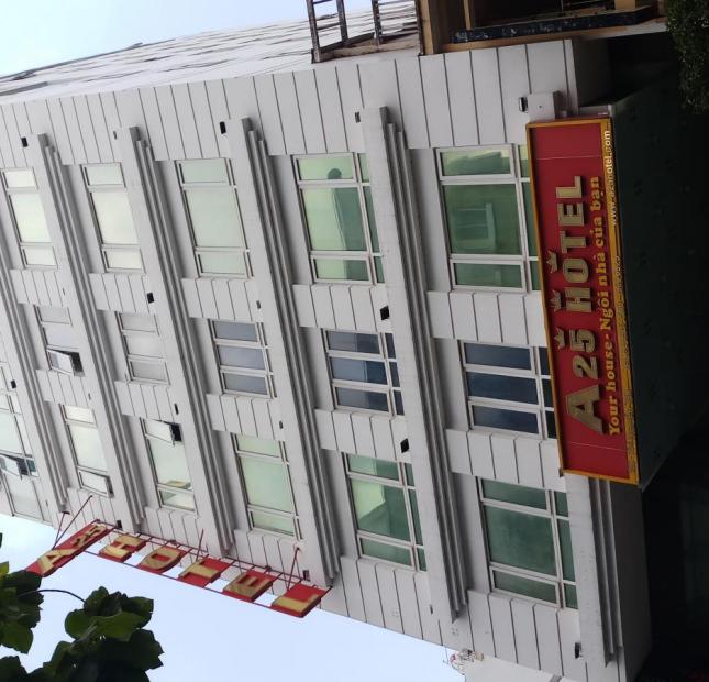 Cho thuê hoặc bán Tòa nhà 3 mặt tiền, 9*18m, 6 tầng, Nguyễn Bỉnh Khiêm Q1