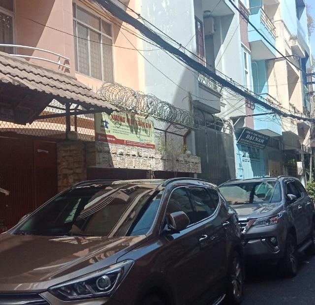 Bán nhà hẻm xe hơi đường Nguyễn Trãi, P. Nguyễn Cư Trinh, Quận 1, 180.5m2