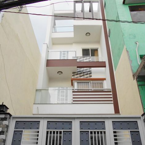 Cho thuê nhà 2 mặt tiền phố Hai Bà Trưng, P. Tân Định, Q1. DT: 4.5x20m, 4 lầu, chỉ 120tr/th