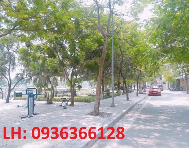 Mặt hồ Kim Đồng, 55 m2, MT 4m, hai thoáng, ngõ ô tô tránh, vỉa hè rộng, 8.9 tỷ. LH: 0936366128