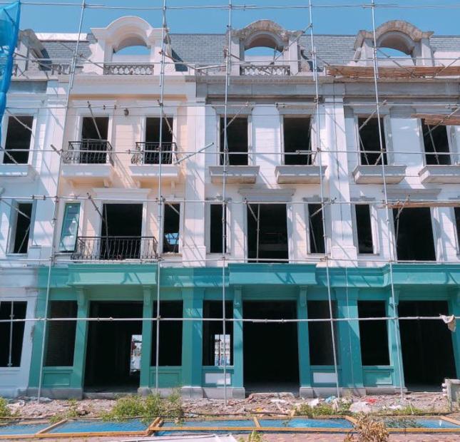 Cần  bán nhà phố 300m2 xây 4 tầng tại shophouse Uông Bí