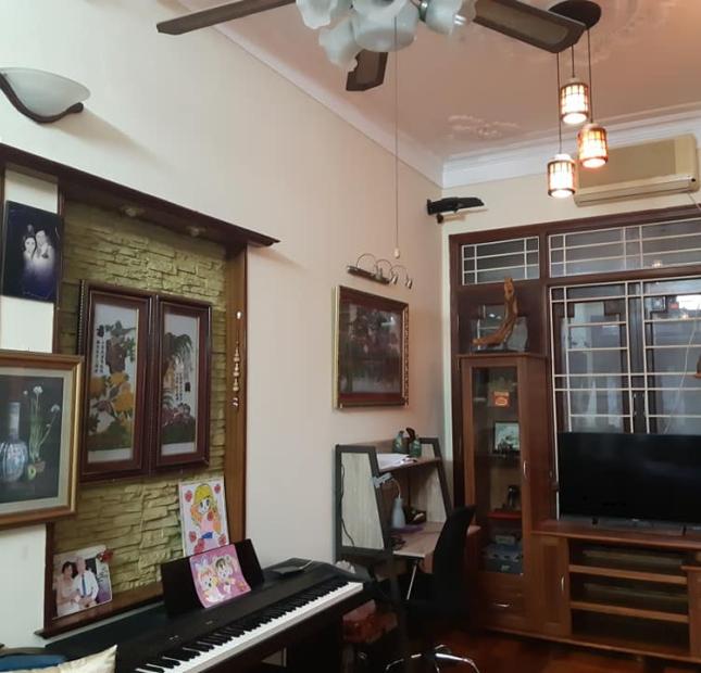 Bán nhà Phương Mai 48m2, 5 tầng, MT 5.4m SĐCC ô tô đỗ cửa 