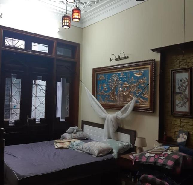 Bán nhà Phương Mai 48m2, 5 tầng, MT 5.4m SĐCC ô tô đỗ cửa 