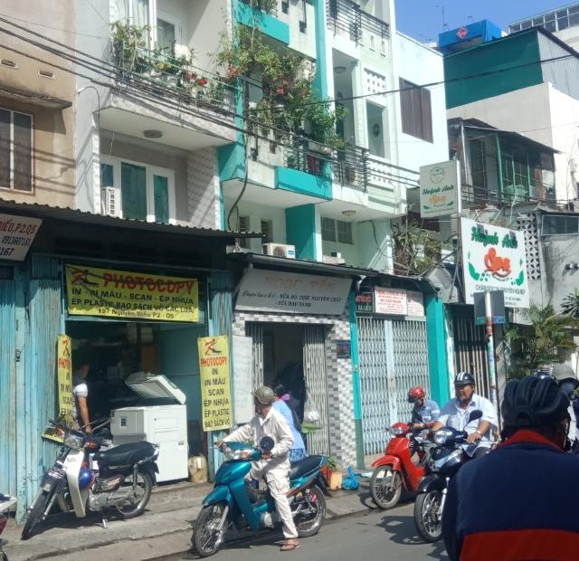 Bán nhà Phó Cơ Điều gần bệnh viện Chợ Rẫy, DT: 4x13m giá 12.5 tỷ