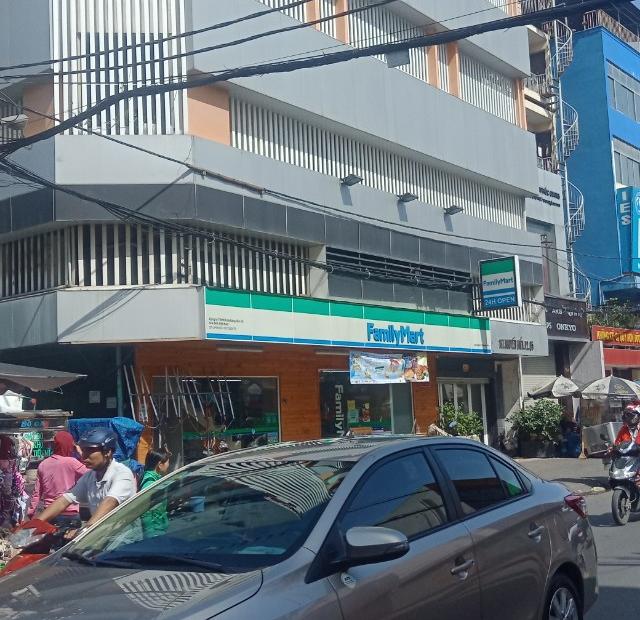 Nhà đẹp giá rẻ, Mặt tiền An Dương Vương (gần chợ An Đông),4.2mx14 vuông vức, giá chỉ 27.8 tỷ (tl)