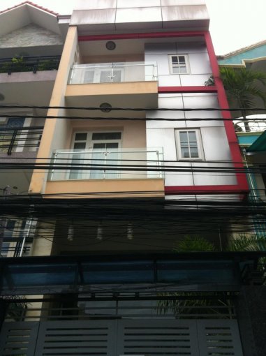 Bán nhà HXH đường Phan Văn Trị, P10, DT 4,5 x 19,5m. 2 lầu, Giá 7,9 tỷ