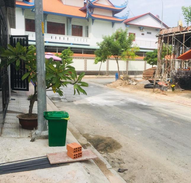 Bán lô đất đường 85m2, 720tr, SHR, Nguyễn Thị Thử, Hóc Môn.