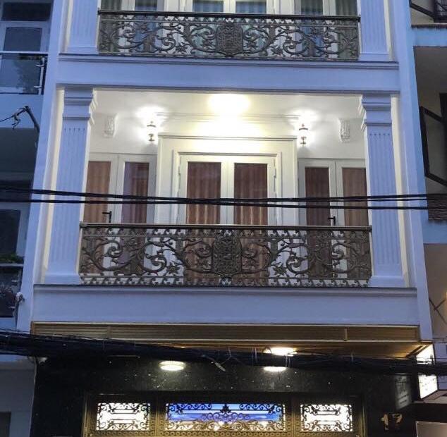 Cần tiền trả nợ Ngân Hàng  bán gấp nhà hxh 6m đường Nguyễn Trãi Q5