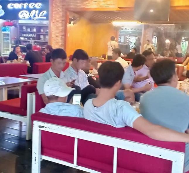 Sang nhượng tổ hợp trug tâm hội nghị tiệc cưới, sàn khiêu vũ quán cafe