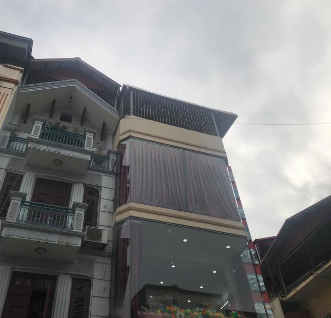 HIẾM RẺ. Bán nhà phố Lê Lợi,KD đỉnh, trung tâm, vỉa hè, 60m 4 tầng mt4.5 giá 6 tỷ
