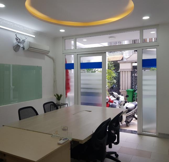 Cho thuê 2 văn phòng tiện nghi Villa HXH Phạm Văn Hai, full NT, giá rẻ