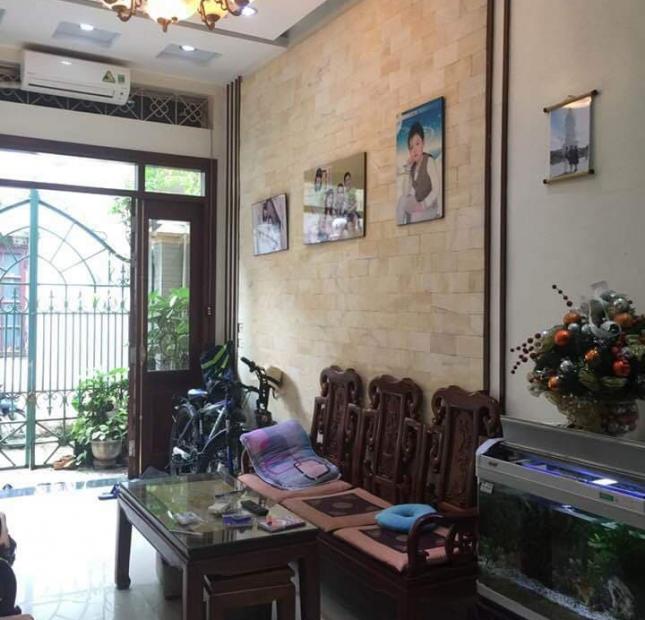 Bán nhà Nguyễn Hoàng 45m2x2T, Kinh Doanh, Ô TÔ Kia Morning, chỉ 3,350 tỷ, LH: 0394291901.