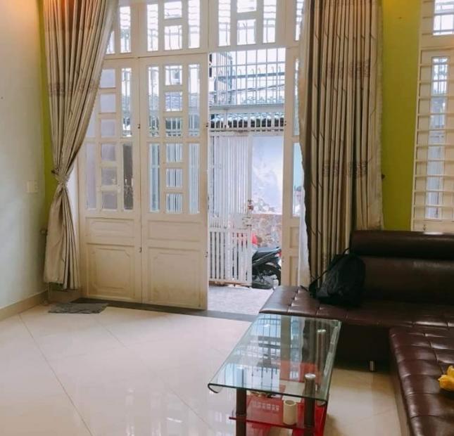 Quang trung Gò Vấp,nhà đẹp 60m giá chỉ 4,75 tỷ,3 tầng cho 7 người ở.