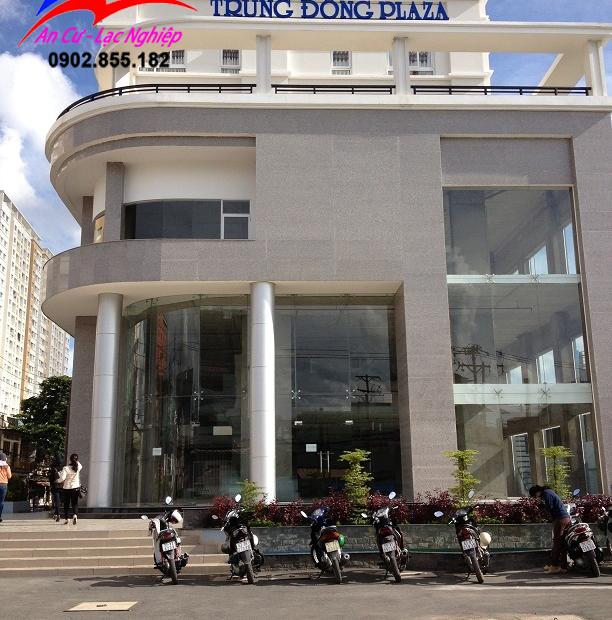 Cho thuê nhanh căn hộ cao cấp Trung Đông Plaza - Quận Tân Phú. DT 100m2, 3pn, 2wc nhà trống giá 10 tr/th