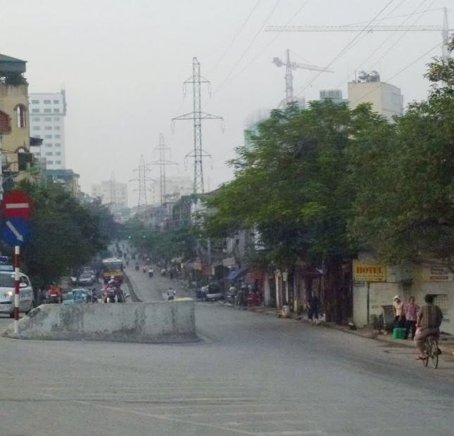 Nhà mặt phố Minh Khai kinh doanh sầm uất 35m2 MT rộng