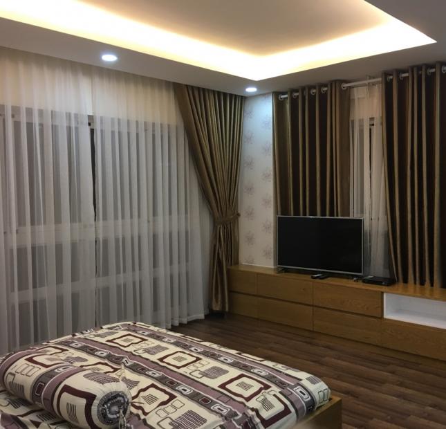 Cho thuê gấp Garden Court nhà đẹp nội thất cao cấp,nhà rộng thoáng mát ,lầu cao giá 22 triệu/tháng. LH: 0906 385 299 (em hà )