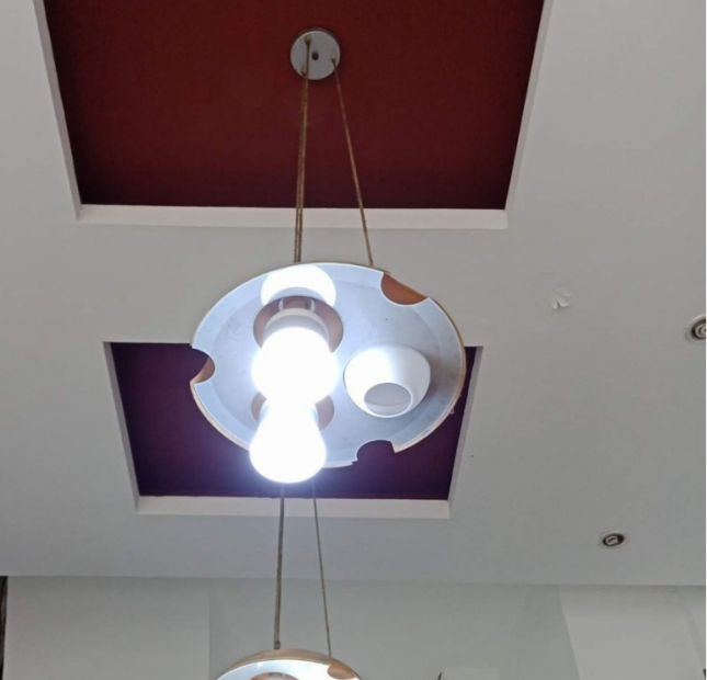 Bán nhà mặt phố Tây Sơn, KD khủng, vỉa hè rộng, dt 25m x 4t, giá 6.98 tỷ. LH 0984094326