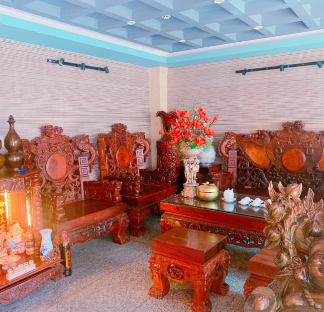 Bán nhà hẻm 6m  mới 3 lầu, Nguyễn Hồng Đào, 5*8m, NH: 5.6m,  giá 5.6 tỷ.