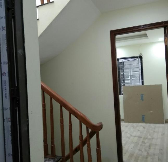 Chính chủ bán nhà gấp ở Hà Đôn 4 tầng 4 ngủ 38 m2 giá 1.35 tỷ 