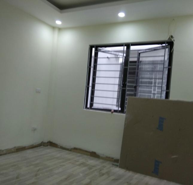Chính chủ bán nhà gấp ở Hà Đôn 4 tầng 4 ngủ 38 m2 giá 1.35 tỷ 