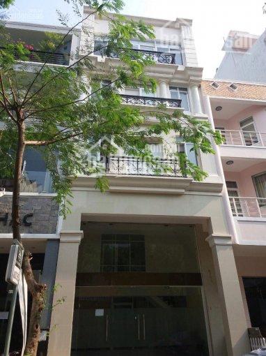 Cho thuê nhà phố Hưng Gia, Phú Mỹ Hưng, Q7, có thang máy 64.85 triệu. 