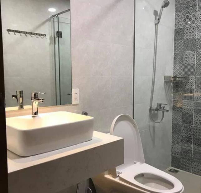 Chủ nhà đi xa cần cho thuê căn hộ sky3 dt 56.51m2 2pn 1 wc lầu thoáng mát giá tốt 550$  LH  0906 385 299  (EM HÀ )