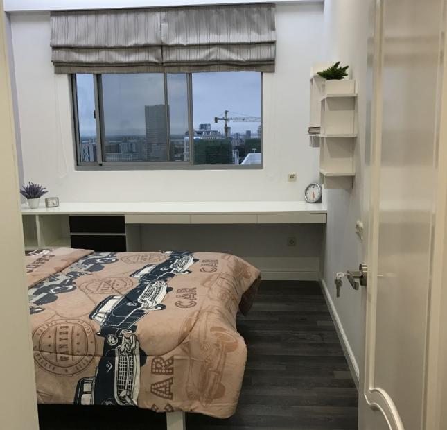 Cho thuê gấp căn hộ Mỹ Khánh 2 diện tích 118m2, nhà đẹp ,view thoáng mát , giá 18 tr/th, LH 0906 385 299  (EM HÀ )