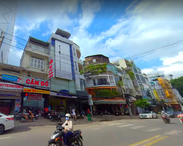 Nhà 2MT đường Võ Văn Tần,P.5, Q.3 nhà 3 lầu tiện kinh doanh, cho thuê.
