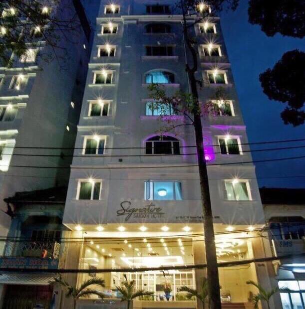 Cho thuê Khách sạn 2 mặt tiền Thái Văn Lung - Lê Thánh Tôn, Quận 1. 54 phòng, DT: 8X20m, 7 tầng