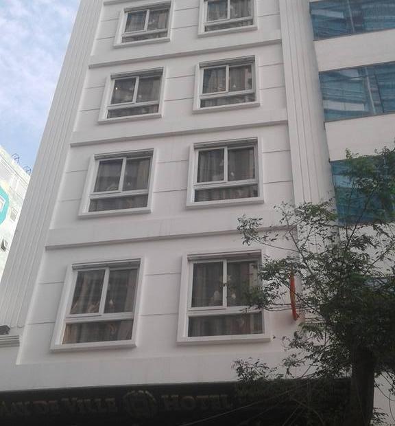 Bán khách sạn 3 sao 11 tầng, mặt phố Phạm Hồng Thái, Ba Đình, 206m2, giá 105 tỷ
