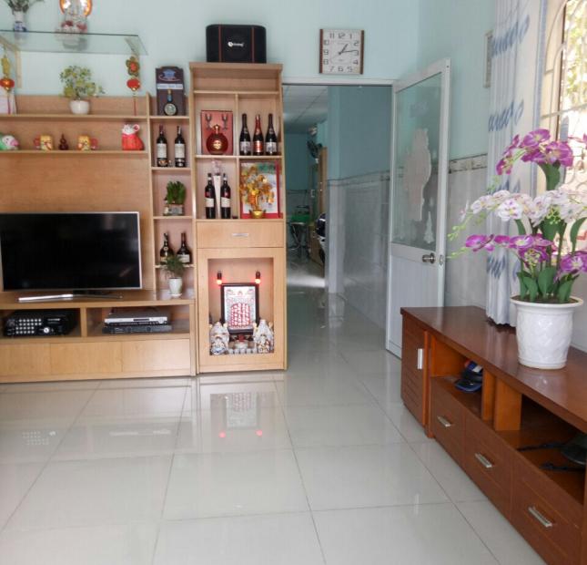 Bán nhà Nguyễn Thị Sóc cách chợ Đầu Mối 300m - 88.4m2 giá 3.2 tỷ thương lượng