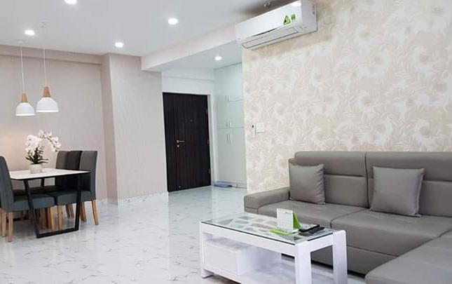 Cho thuê CC Mỹ Khánh, DT 120m2, 3PN 2WC nhà mới sửa xong, nhà trống vào ở ngay, LH 0906 385 299  (em hà )