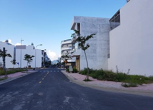 Cần bán lô đất đường lớn khu Vĩnh Trường Nha Trang, giá 1,7 tỷ, hướng mát mẻ
