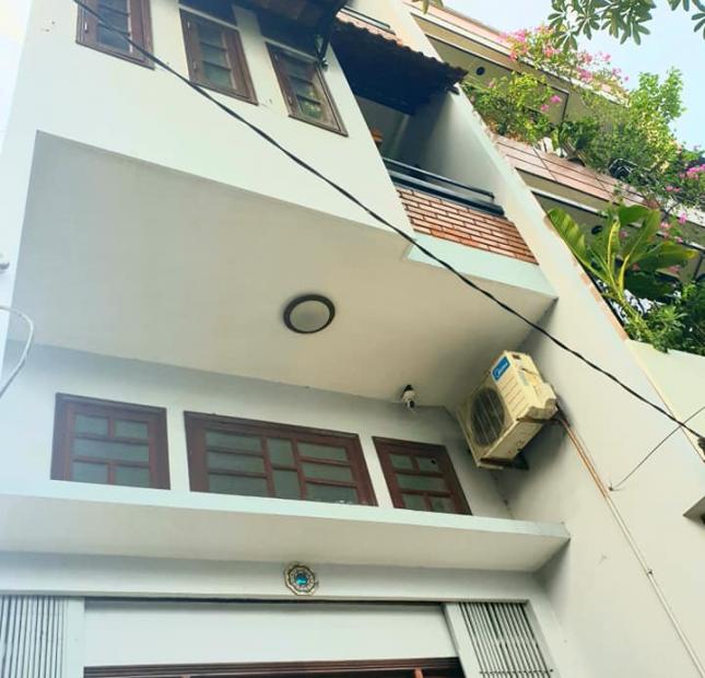 Cho thuê nhà mặt tiền đường Trần Cao Vân, Thanh Khê, Đà Nẵng. Nhà 4 tầng, 5PN