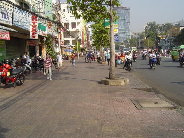 Cho thuê nhà mặt phố tại Đường Nguyễn Đình Chiểu Q1,20x26m, 270tr/th