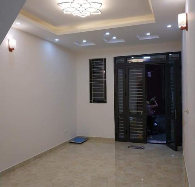 Bán Gấp Nhà đẹp Ngõ Quan Thổ 1..60m2 x 3 tầng 3 Ngủ 4.6 tỷ.nội thât cơ bản nhà đẹp về ở luôn.