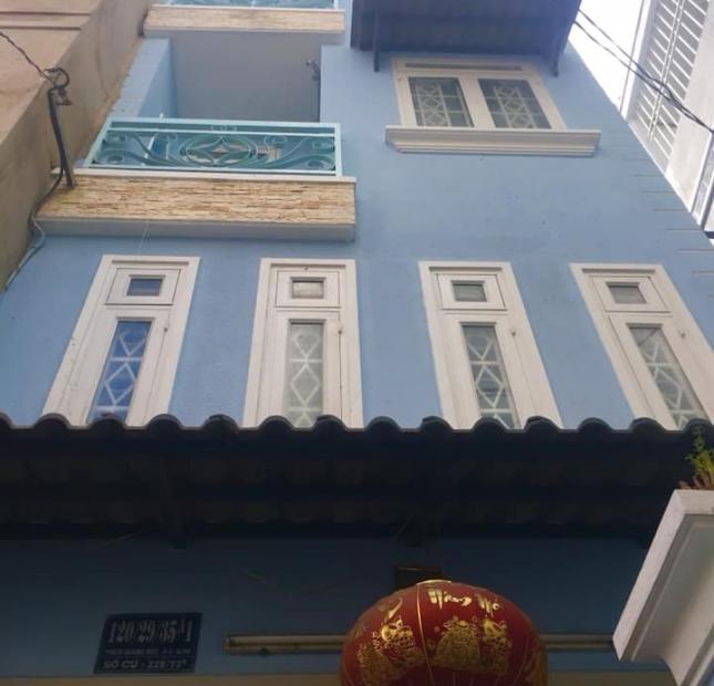 Kẹt nợ nên Bán gấp nhà 5 tầng ở Phú Nhuận.