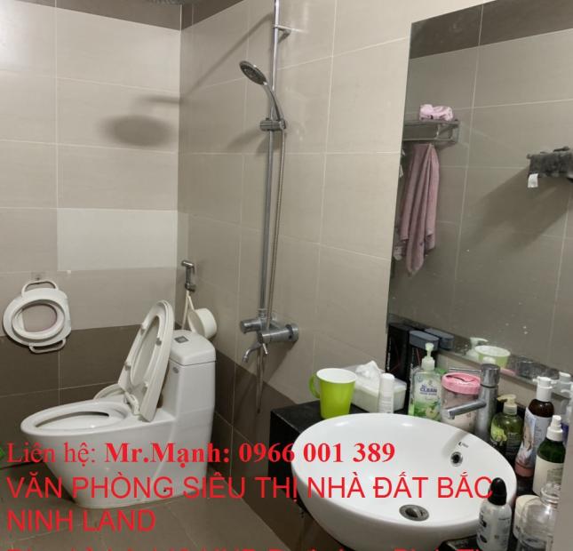 Gia đình cần tiền bán gấp nhà 4 tầng làn 2 đường Nguyễn Cao, TP.Bắc Ninh