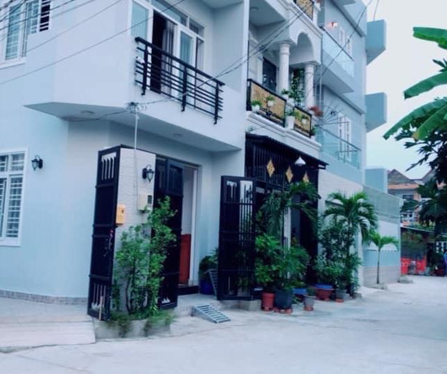 Bán nhà Hẻm 12 Nguyễn Đình Chiểu. P.ĐaKao, Quận 1. 2 lầu. giá 5.5 tỷ