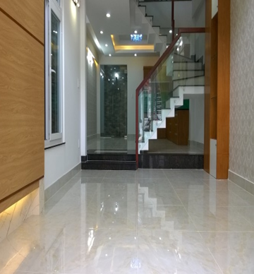 NHÀ ĐẸP - GIÁ ĐẸP, CÓ CHỖ ĐỖ Ô TÔ  PHỐ DỊCH VỌNG: 32M2, 4 TẦNG, 2.7 TỶ