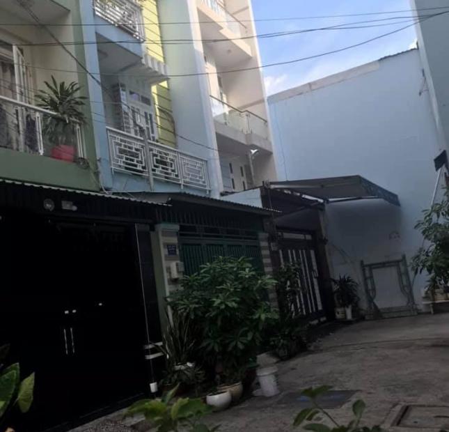 Chính chủ bán nhà đẹp 1 trệt 2 lầu ở phường 12 Gò Vấp gần đường Quang Trung hướng ra QL1A