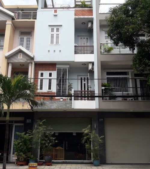 Định cư bán gấp nhà 2MT Phạm Đình Hổ Q6 CN 120m2 3 tầng giá chỉ 22.6 tỷ