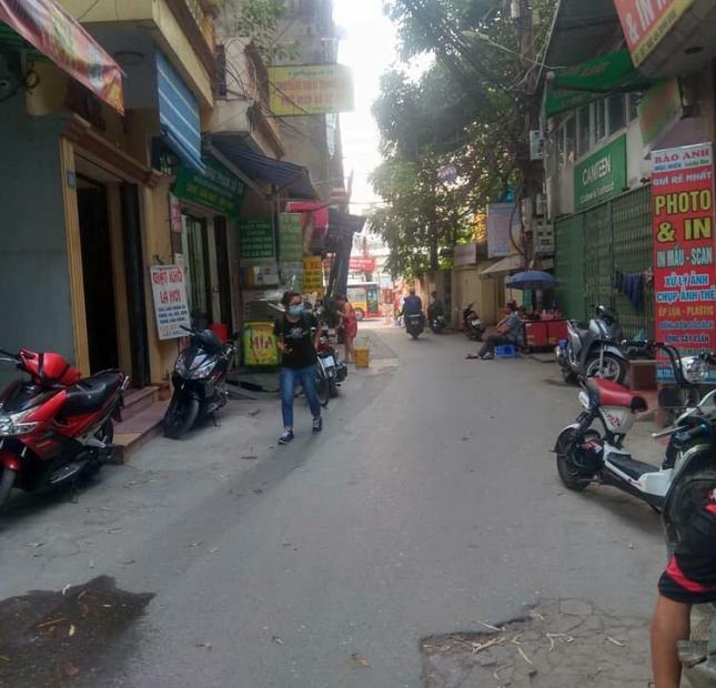 Bán nhà 50m2 Minh Khai 6.8 tỷ, nhà đẹp, ô tô, kinh doanh sầm uất.