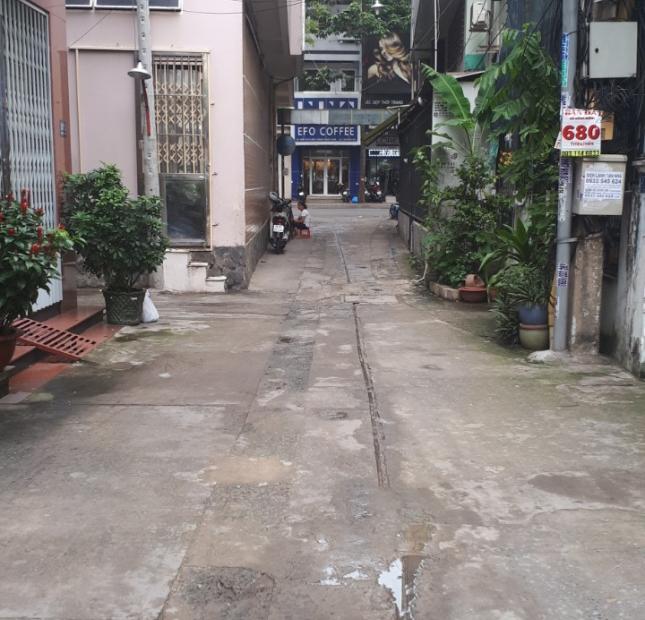 Bán nhà đường Nguyễn Trãi, Trần Hưng Đạo Q5, 18 căn hộ dịch vụ, 5.3x20m, 6 lầu thang máy