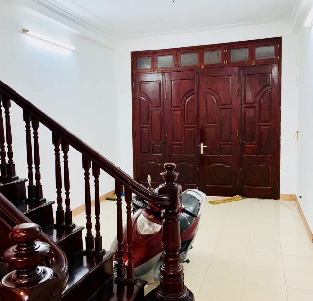 Bán nhà Định Công Thượng, Ô tô, Kinh Doanh, dt  56m x 5t, giá chỉ 3.5 tỷ. LH 0984094326