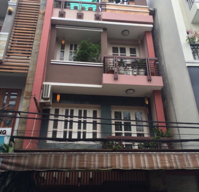 Bán nhà mặt tiền Chợ Thiếc, làn xe máy khu kinh doanh vàng bạc, DT 5m x 20m