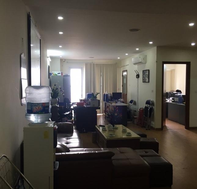 Chính chủ bán căn hộ dư không ở 120m2 - 2PN, 2WC, 1PK - Tại Victoria Văn Phú