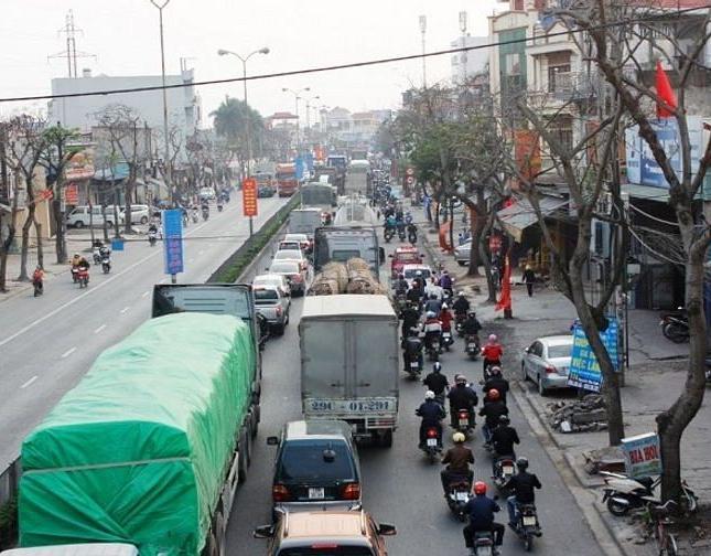 Siêu phẩm mặt phố Nguyễn Văn Linh,kd 40 triệu/tháng,vỉa hè 5m,4T,giá 2.2 tỷ.LH0981092063.