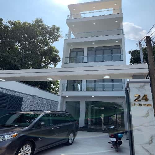 Bán nhà mặt tiền Nguyễn Văn Luông quận 6, DTCN: 12m x16m, giá chỉ 23 tỷ.